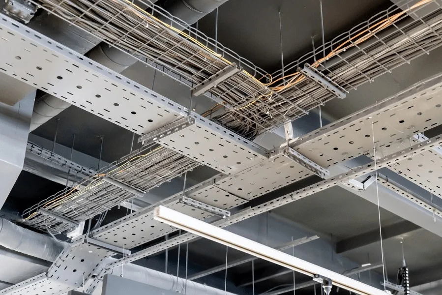 مقایسه انواع سینی کابل از نظر ساختار